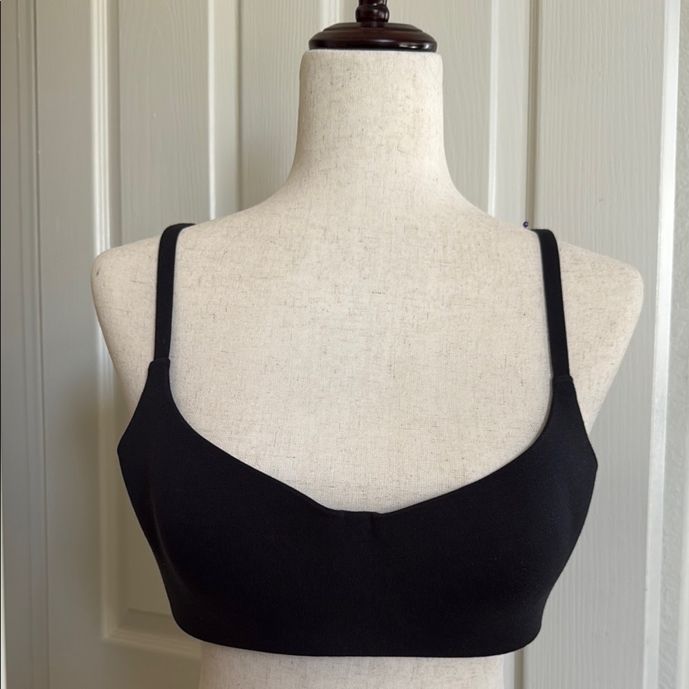 SKIMS Black Scoop Neck Bra Intimates